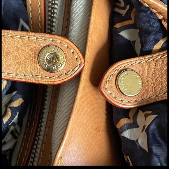 Louis Vuitton Handbag limited edition - Picture 5 of 15